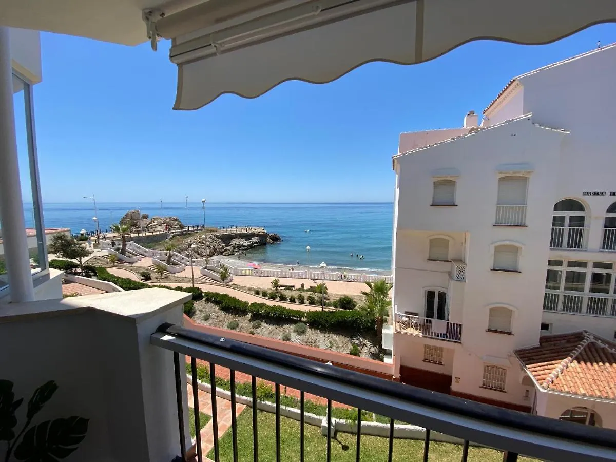 Apartamento Nerja Sea View Front Line Appartment Torrecila 4P Max